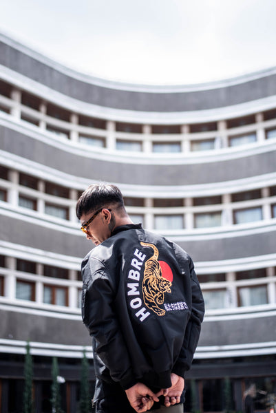 TIGER BOMBER JACKET | HOMBRE CLASSICS