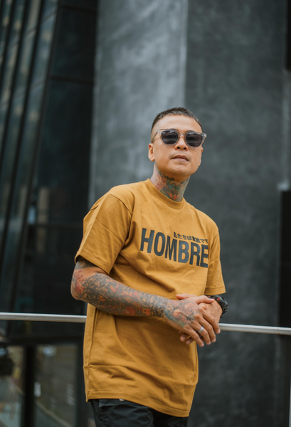 KHAKI | HOMBRE BASICS