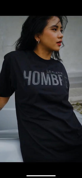 BLACK T-SHIRT | CLASSIC BLACK LOGO fabric close-up, premium quality